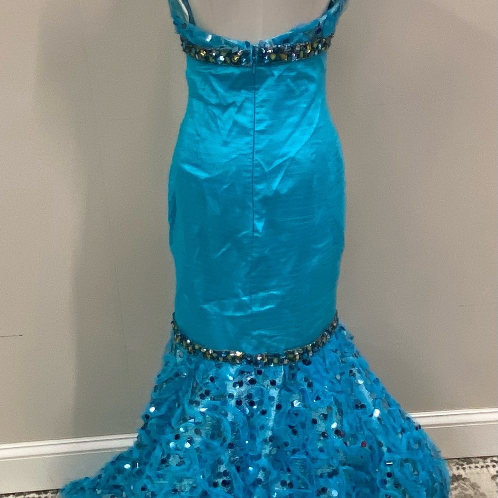 NWT Riva Design Dress. Size 10 - Picture 4 of 6